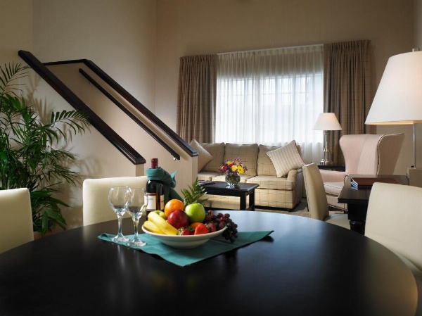 Anaheim Majestic Garden Hotel image 16