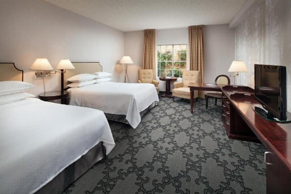 Anaheim Majestic Garden Hotel image 6